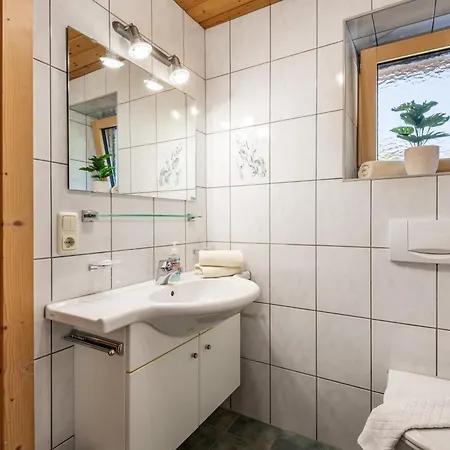 - Schmirnerhof Apartment Brandberg