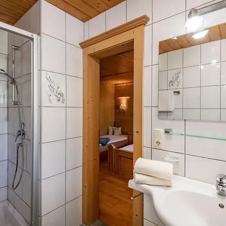 - Schmirnerhof 아파트 Brandberg