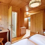 - Schmirnerhof Apartment